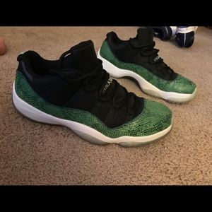 Jordan retro 11 lows